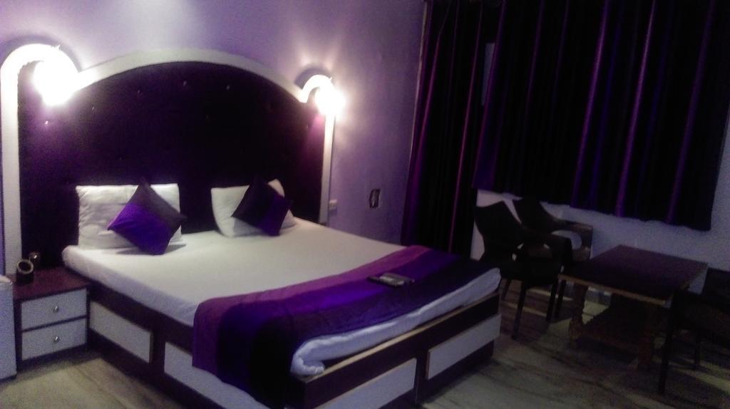 Akash Continental Hotel Rishīkesh Eksteriør billede