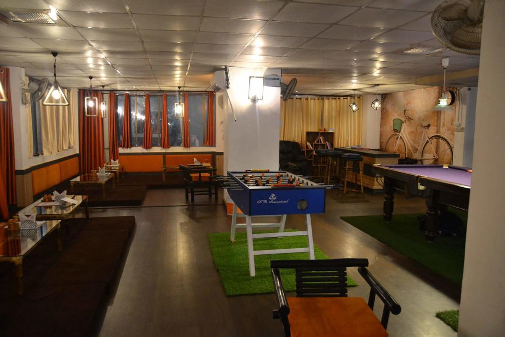 Akash Continental Hotel Rishīkesh Eksteriør billede